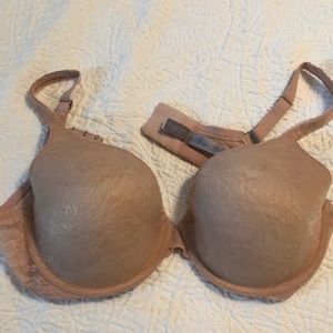 VS Bra, ivory lace, 38D, like new